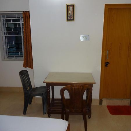Harsh & Yash Guest House Bodh Gaya Exterior photo
